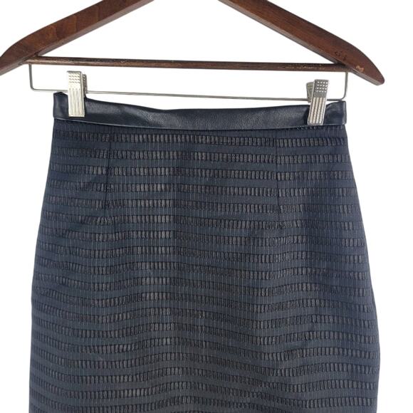 NEW Tibi Tiered Pencil Skirt Black Back 2 Way Zip Size 0 - Picture 2 of 7